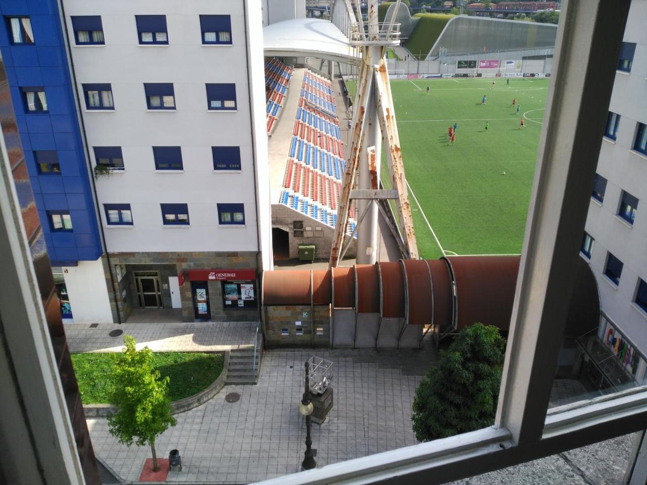 Hotel Vaqueros Langreo Buitenkant foto